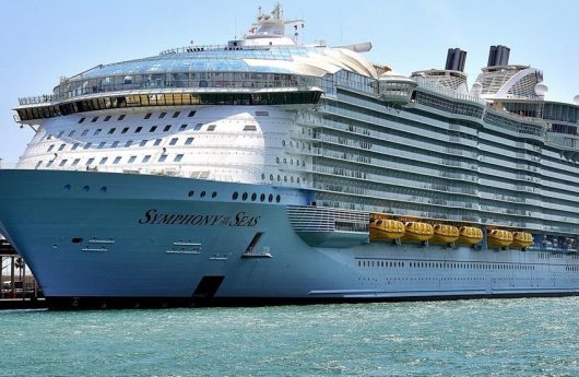 Crucero Symphonie of The Seas, operado por la compañía Royal Caribbean.