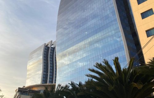 Centro empresarial y comercial Galerías en Asunción