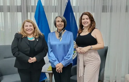 Catherine-Pognat-Mireya-Aguero-Cossette-Lopez.jpg