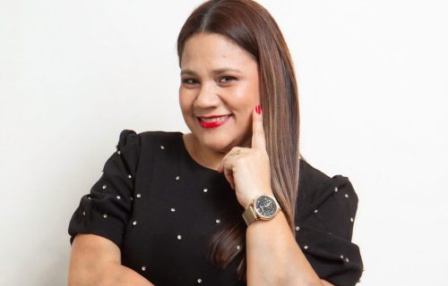 SYNTIA VALLADARES