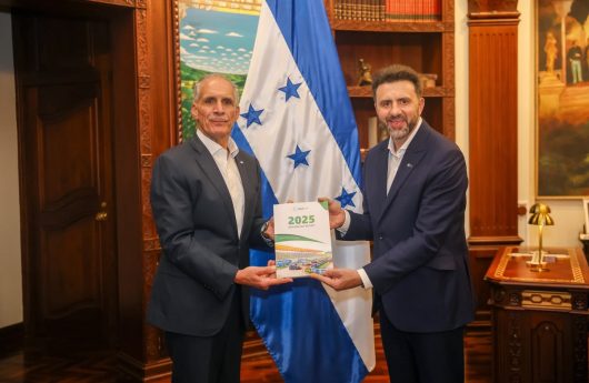 Asfura y presidente de Be8