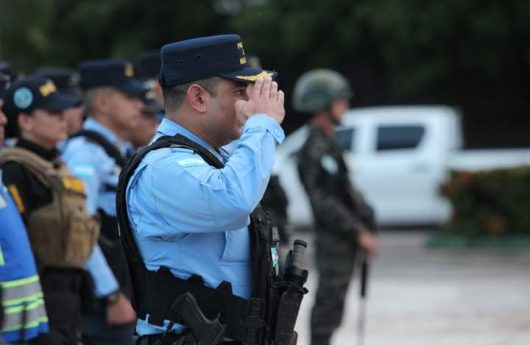 policia 2